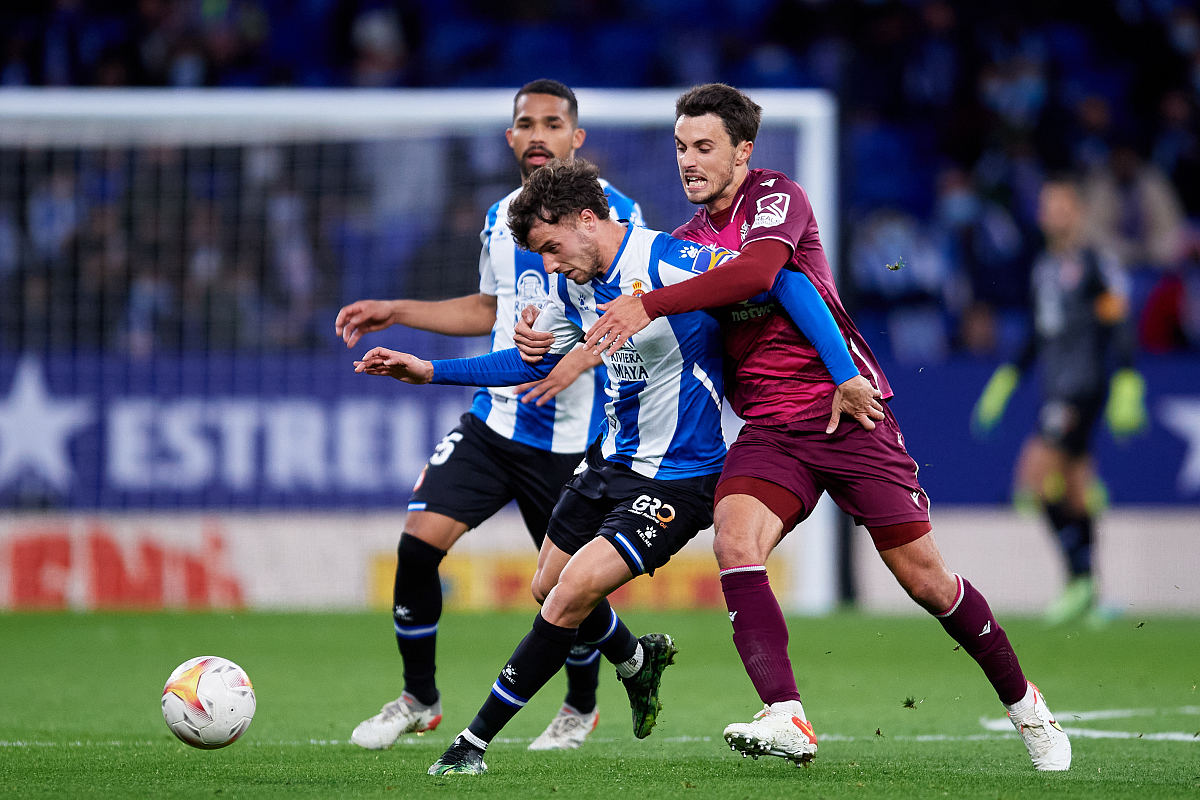 lol-德甲赛后走向成谜，洛杉矶快船门线救险，压力陡增，资深球员宣示担当的简单介绍