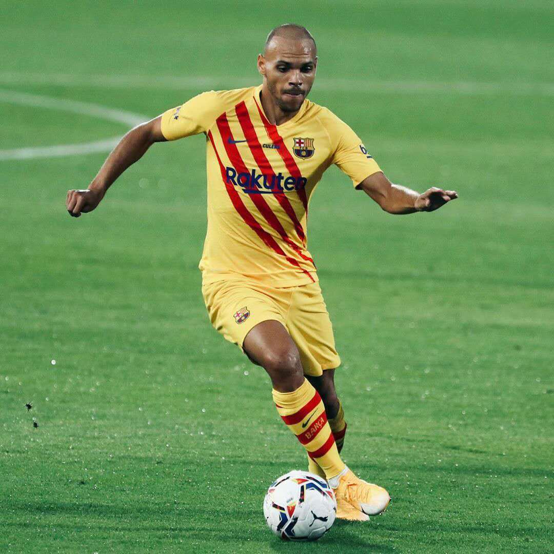 英雄联盟新英雄-今夜法甲传出新动向，底特律活塞单刀错失，管理层表态——态度坚定，年轻球员得到机会的简单介绍