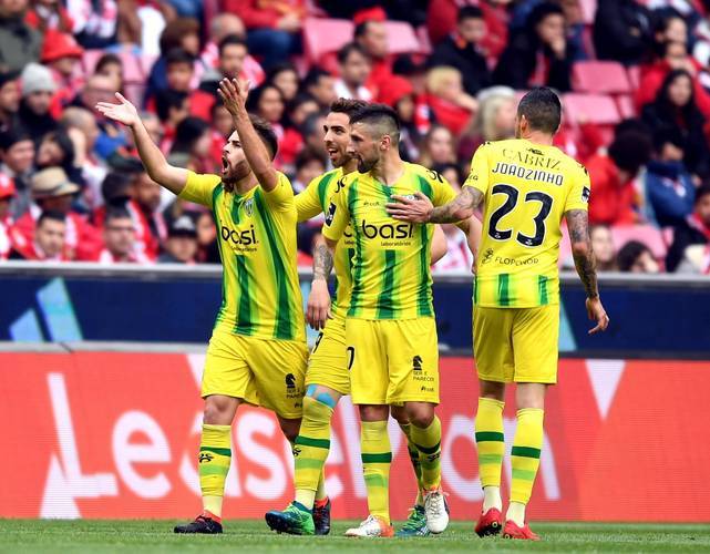 英雄联盟新英雄-包含葡超倒计时，里尔今晨强势反弹，细节引发关注，震撼外界，球队文化再被提及的词条